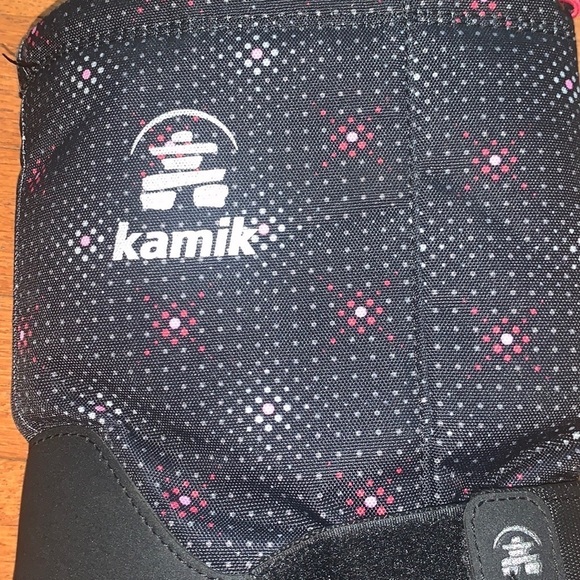 Kamik Girl’s Rocket 2 Black and Pink Winter Snow Boots Size Six - Picture 8 of 11